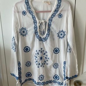 Surf grypsy cover up size M